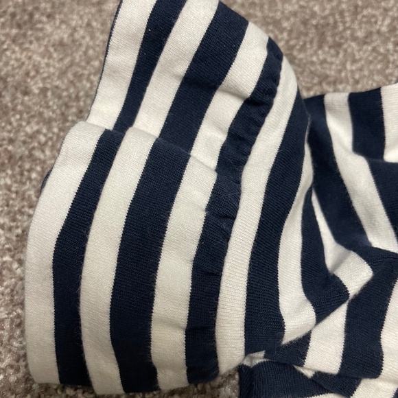 J. Crew Shirt Women’s S Navy White Striped Ruffled Sleeves 100% Cotton Classic! - Picture 5 of 10